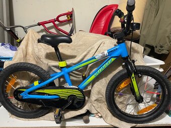 Dětskékolo 14" Specialized Hotrock