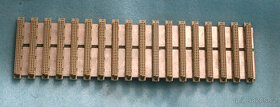 SAPI backplane s 18 sloty