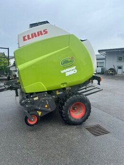 Lis na kulaté balíky Claas