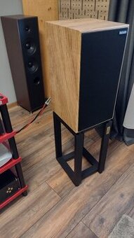 Harbeth HL-Compact 7ES-3 a Harbeth Monitor 30.2 XD