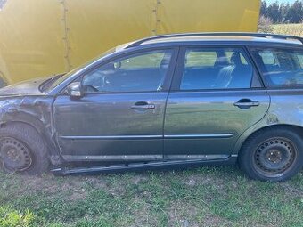Volvo V50 2.0D, manuál, rv. 2007 - 1