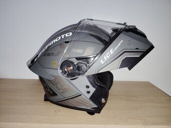 Cf moto Helma