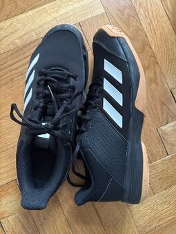 Sálové boty Adidas Speedcourt vel. 41 1/3