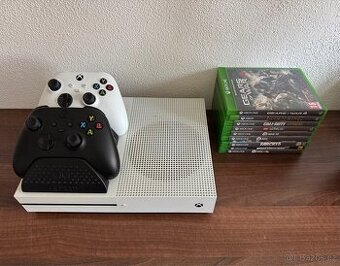 Prodám Xbox One S (1TB) + 2 ovladače + 9 her + příslušenství