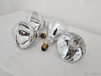 Infra žárovky Helios, 225 V, 250 W