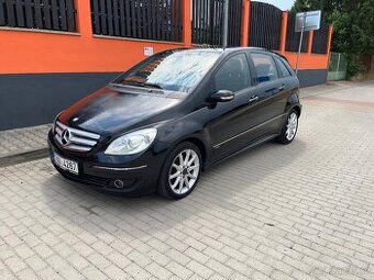 Mercedes-Benz B 200 CDi SPORT - 1