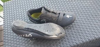Cyklistické tretry Specialized Torch 1.0