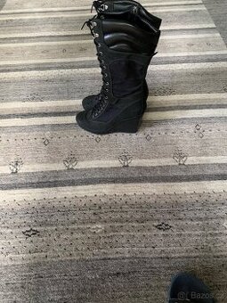 Polovysoké kozačky, značka Timberland