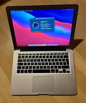 MacBook Air 13” (2015) – i5 / 8 GB / 512 GB SSD