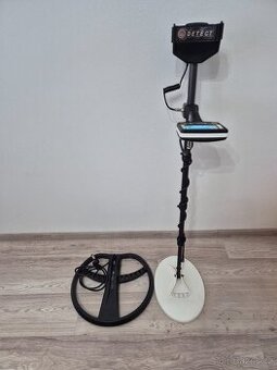 NOVA ZĽAVA Detektor kovov UIG GOLD DIGGER