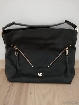 Michael Kors 30T8GZUH7L černá
