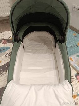 Hluboká korba Cybex Priam Platinum, Leaf green