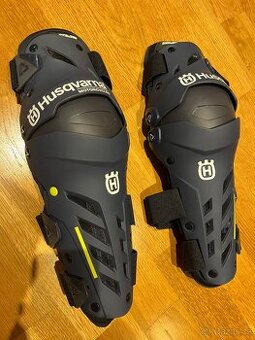 Kolenní chrániče DUAL AXIS KNEE GUARD Husqvarna