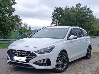 Hyundai i30 1.6 crdi combi