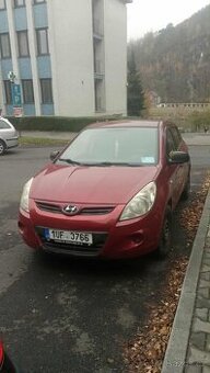 HYUNDAI I20 rok výroby 2015 v dobrém stavu - nízká cena