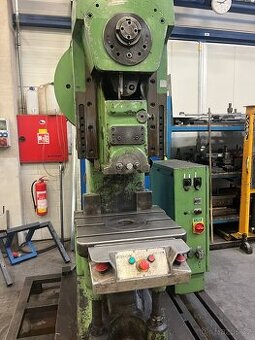 Weingarten ARV 40 Excentrický lis