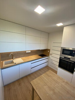 PRODEJ BYTU 3+1 MORAVSKÁ, ZLÍN