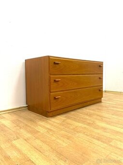 Retro komoda Dřevotvar 70. léta