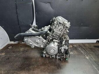 SUZUKI DL 650 V-STROM- motor-model 2013