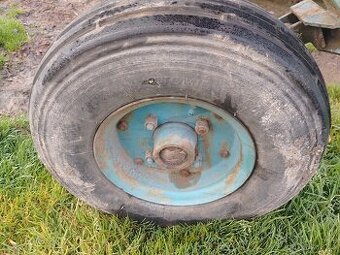 Kola pneu na vyoravac tek prvodovka