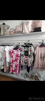 Dámské oděvy kabelky boty