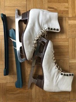 dámské boty s bruslemi