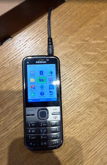 Nokia C5 5MPx ve výborném stavu, baterka, zdroj