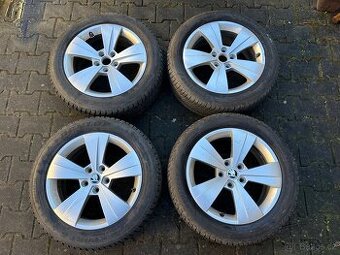 ŠKODA ORIGINÁL ALU - 215/55 R17