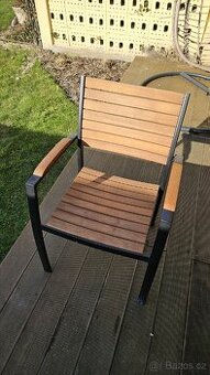 Židle na zahradu