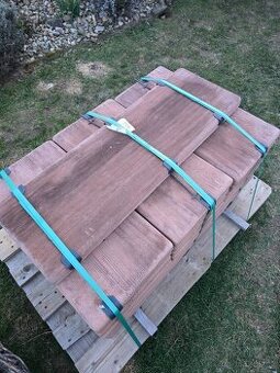 Betonové nášlapy DESKA – imitace dřeva, nové (25 ks)