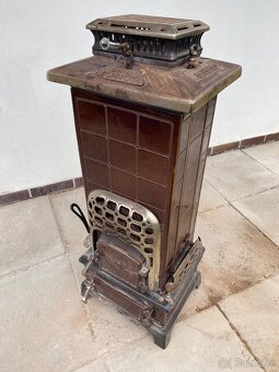 Starožitná kachlová kamna MAJÁK AUTOMAT 111 – TOP STAV