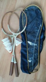 Rakety na badminton retro