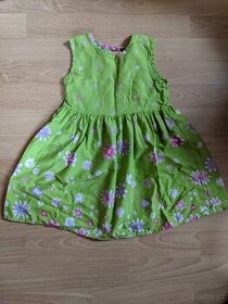 Dětské zelené šaty s kytičkami, vel. 98 - 1