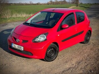Toyota Aygo Pronájem 4,5L/100