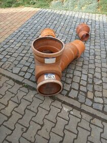 Prodám revizni sachtu 400 kg 315 potrubí