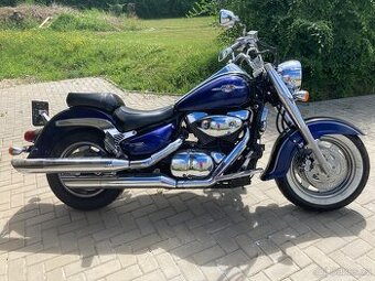 Suzuki Intruder C1500 chopper
