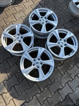 Alu Hyundai 5x114,3r17 7J ET 47 TPMS