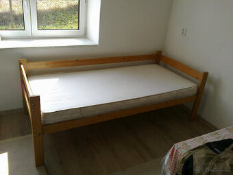 postel s matrací 90/200cm