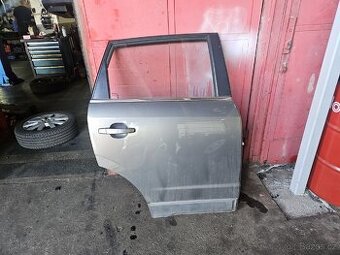 Opel antara zadní pravé dveře