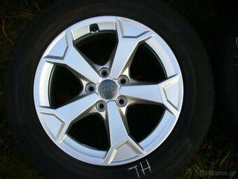 AUDI Q3 ZIMNÍ 215/65/17