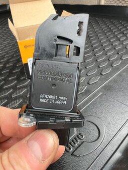 Váha vzduchu Continental BMW f11/f10/f01/x5/x6.