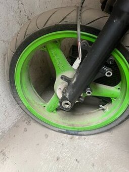 přední kolo Kawasaki ZX6r r.2000