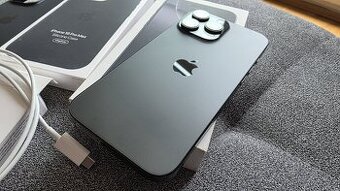 Apple iPhone 16 Pro Max 256 GB černý titan, zár. do 12/2026