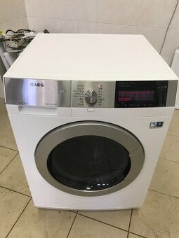 Prodám pračku AEG Lavamat L98699FL2