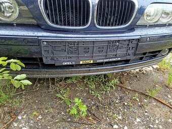 BMW E39 lift přední nárazník kompletní - zcela bez poškození