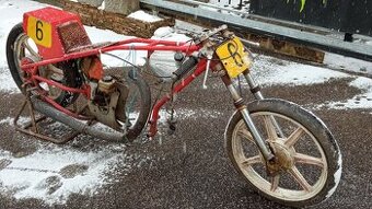 Dragster motocykl na sprint motor jawa 500 600 ccm DT