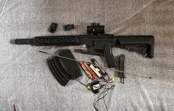 airsoftova zbran M4+doplňky