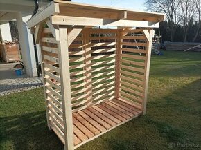 Dřevník 2x2x1 m masiv, vše hoblováno