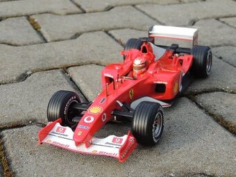Ferrari F1 F2002 Schumacher 1:18 HotWheels