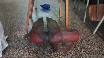 Svěrák YORK čelisti 150mm
